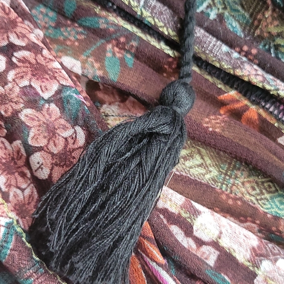 Zara embroidered velvet jacket - Picture 2 of 7